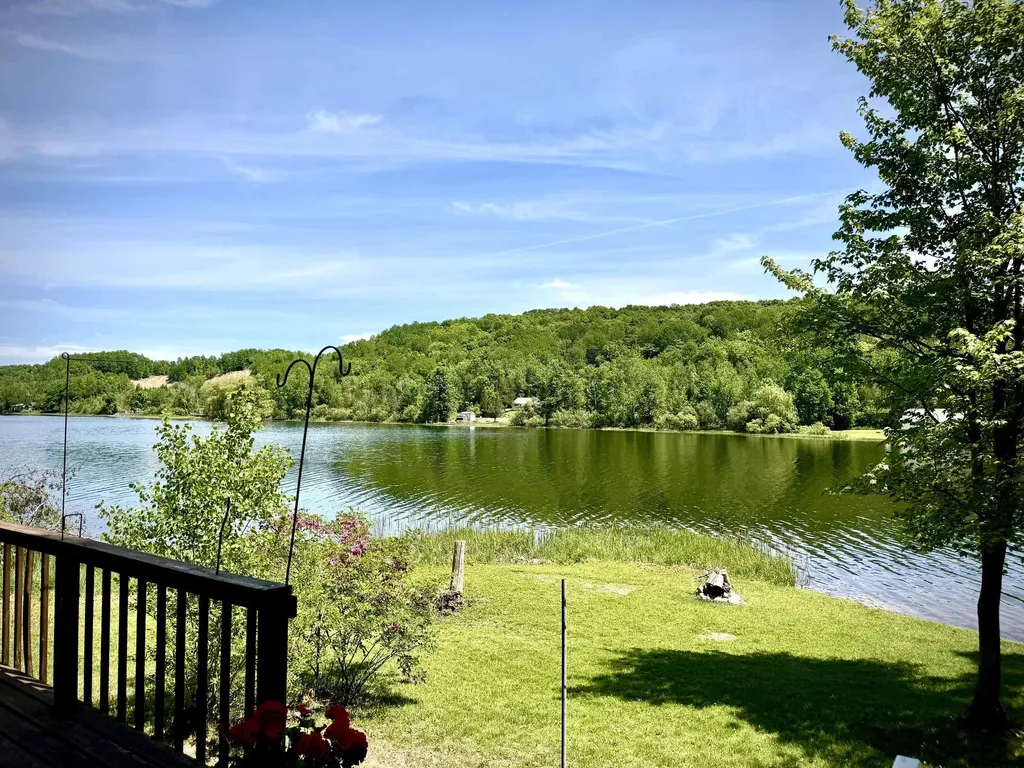 8614 Pete's Landing Banks Township MI 49729