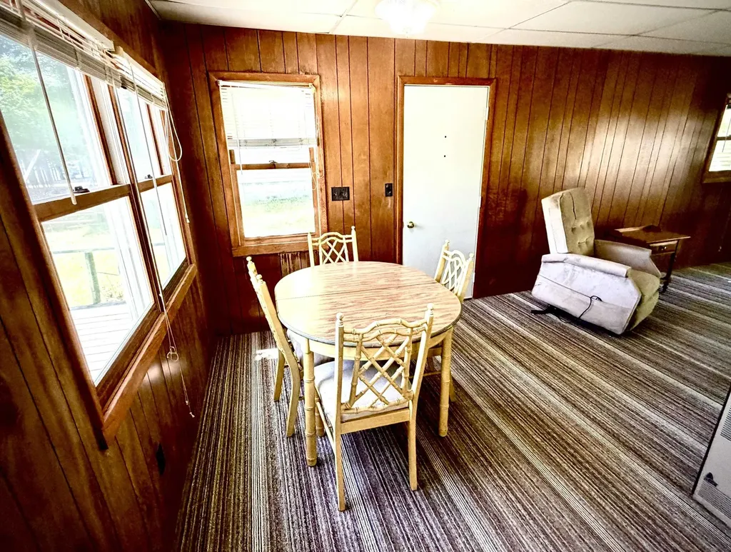 8614 Pete's Landing Banks Township MI 49729