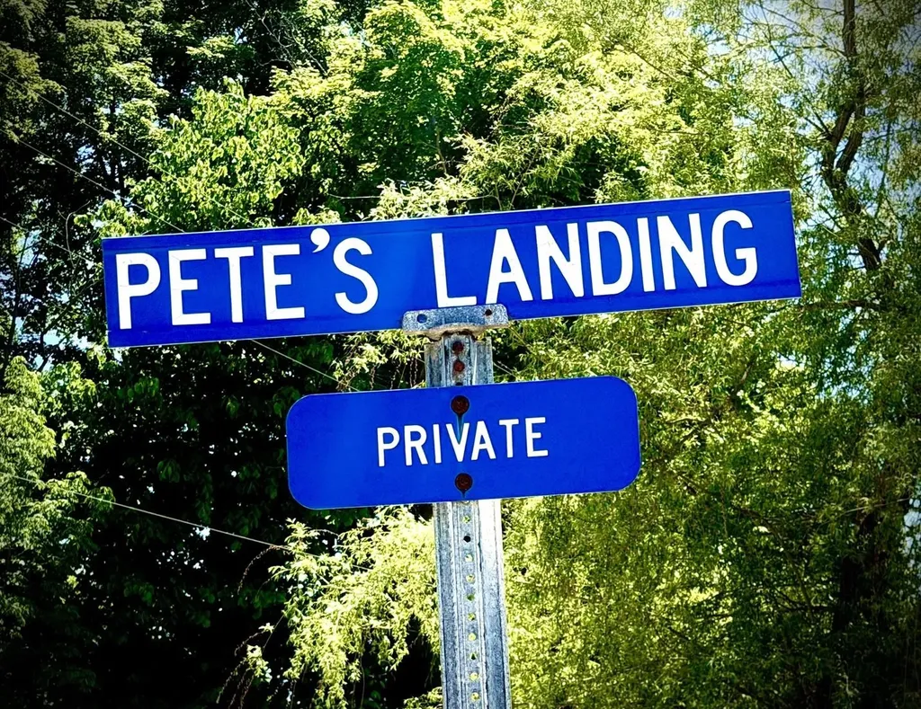 8614 Pete's Landing Banks Township MI 49729