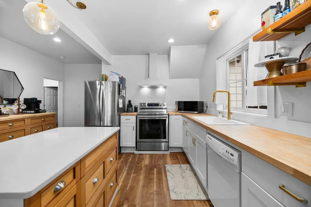 210 E Fourteenth Street Traverse City City MI 49684