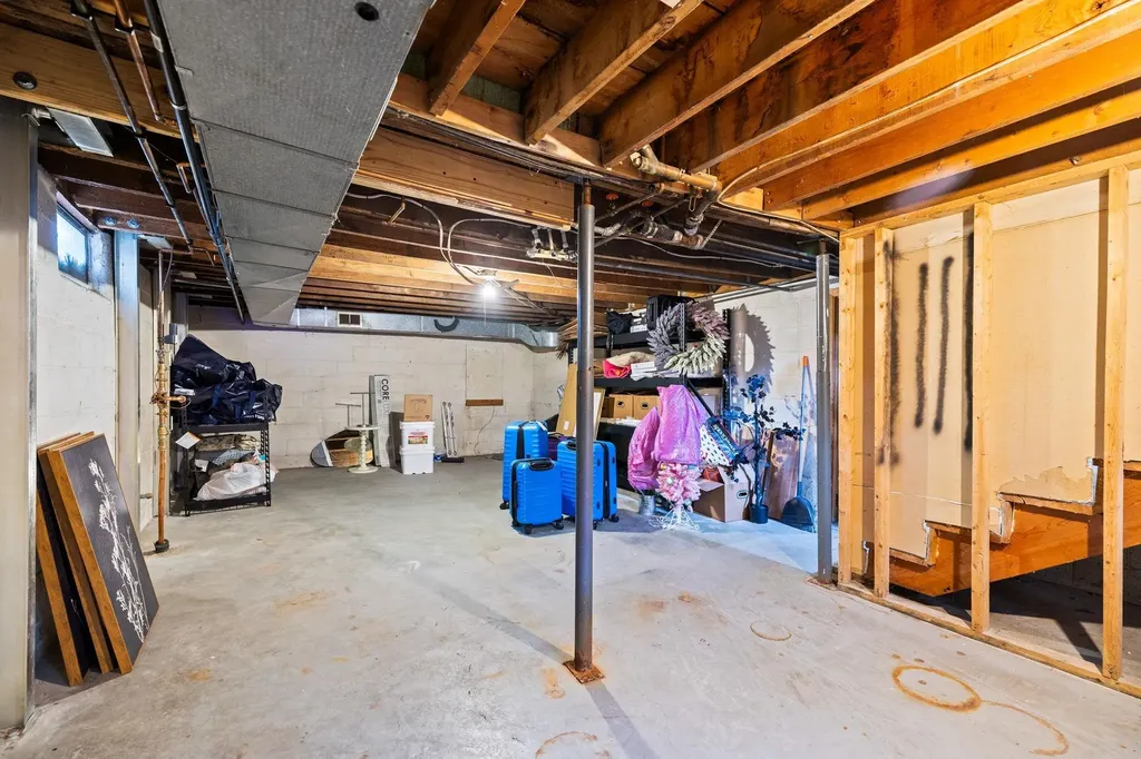 210 E Fourteenth Street Traverse City City MI 49684