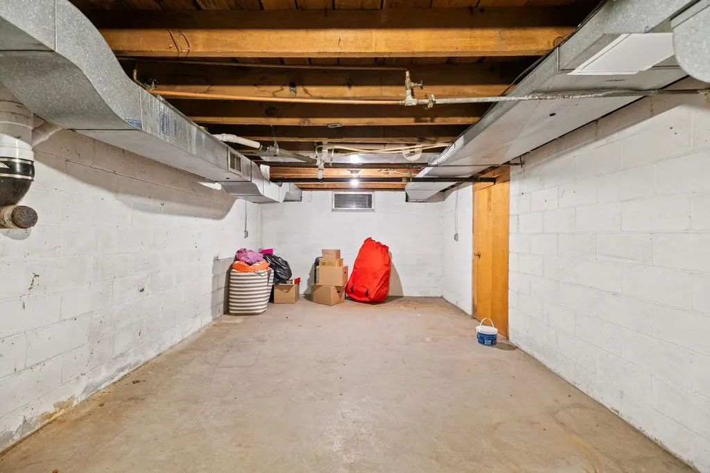 210 E Fourteenth Street Traverse City City MI 49684