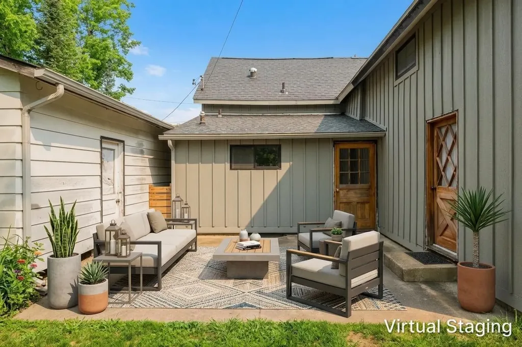 210 E Fourteenth Street Traverse City City MI 49684
