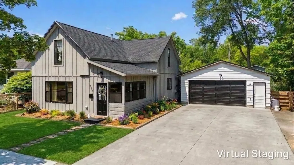 210 E Fourteenth Street Traverse City City MI 49684