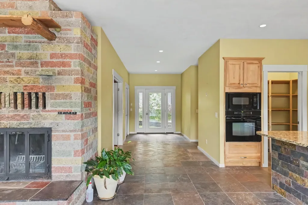 3870 Harolds Road East Bay Township MI 49696