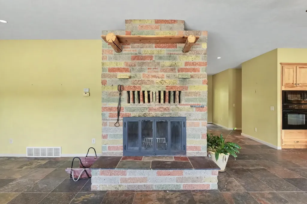 3870 Harolds Road East Bay Township MI 49696