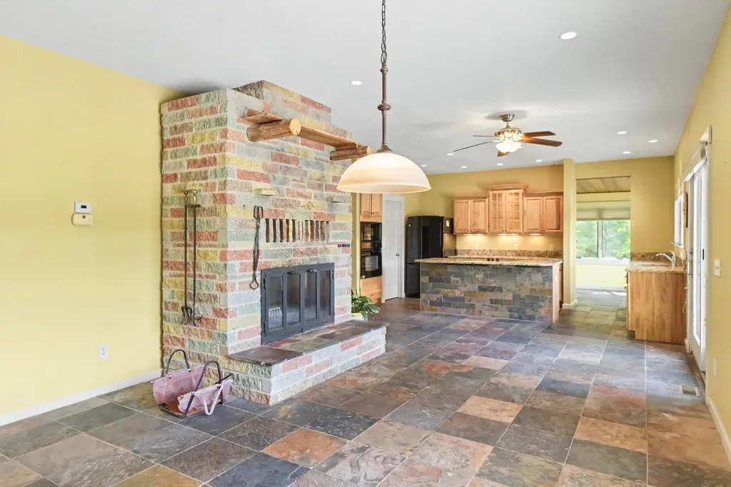 3870 Harolds Road East Bay Township MI 49696