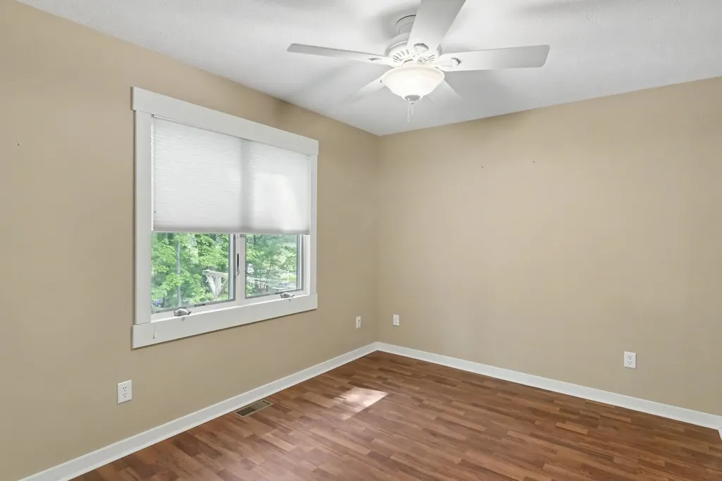 3870 Harolds Road East Bay Township MI 49696