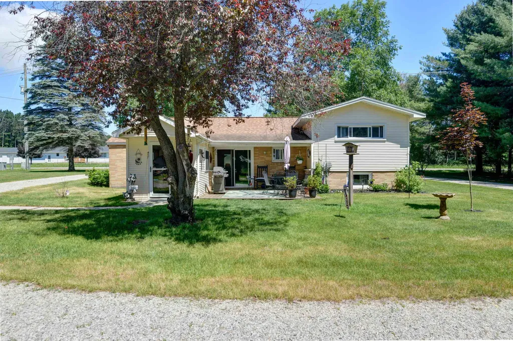 10741 N Long Lake Road Long Lake Township MI 49685