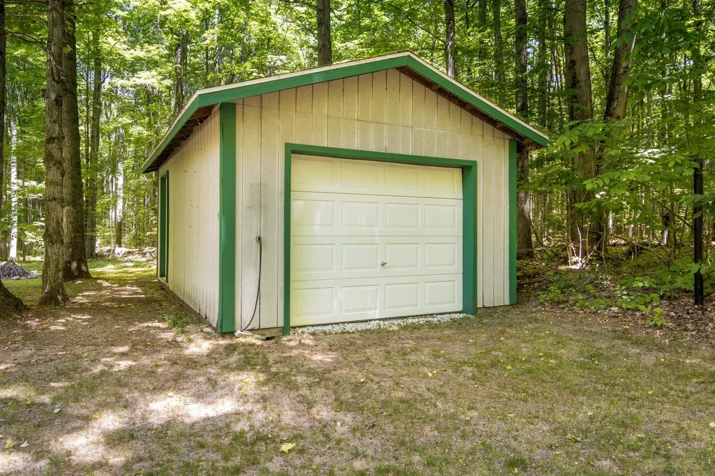 4501 Oslund Road Kearney Township MI 49659