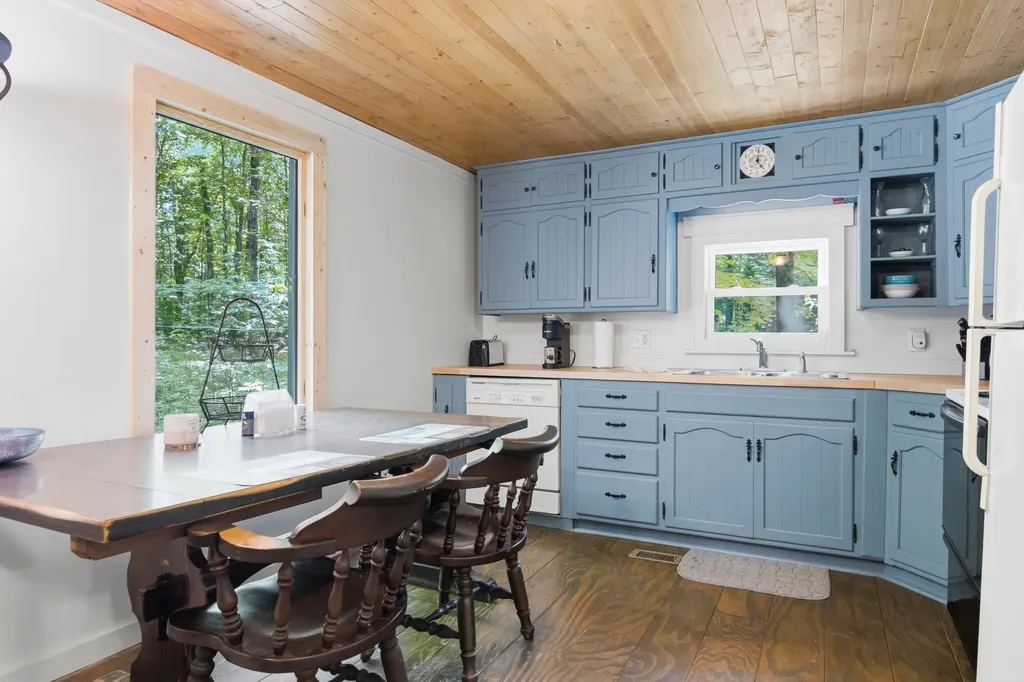 4501 Oslund Road Kearney Township MI 49659