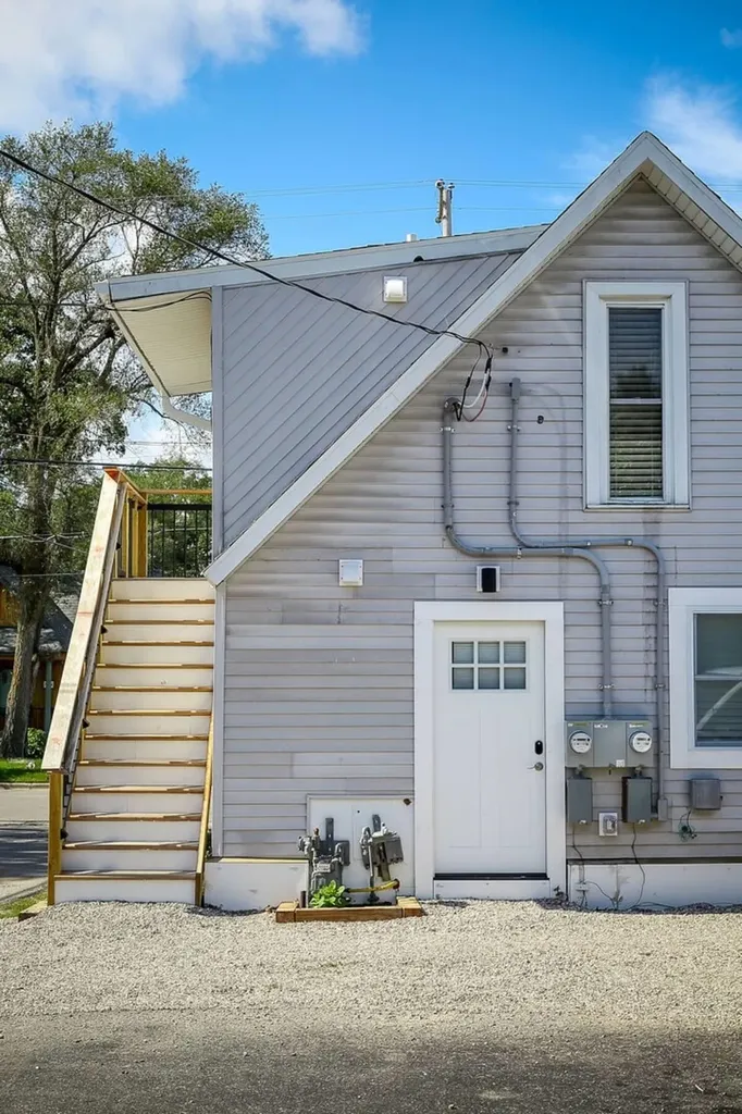 509 Rose Street Traverse City City MI 49686