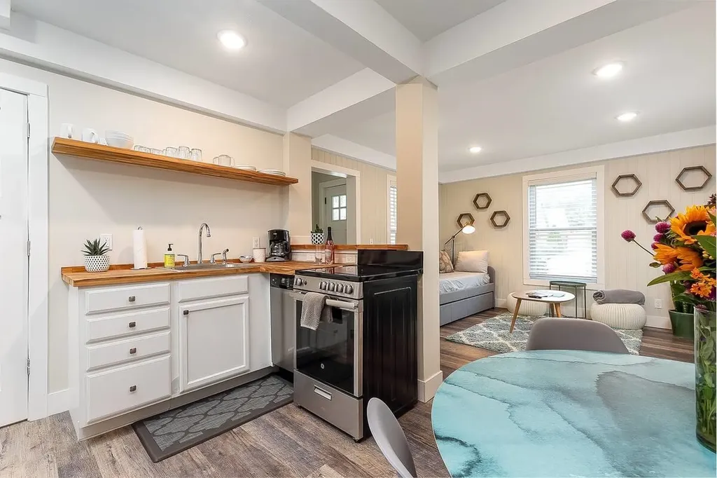 509 Rose Street Traverse City City MI 49686