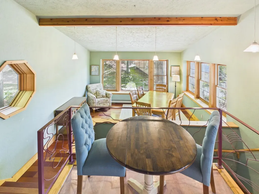 10953 E Pobuda Road Leelanau Township MI 49682