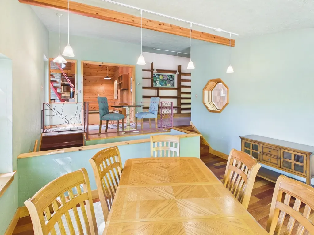 10953 E Pobuda Road Leelanau Township MI 49682