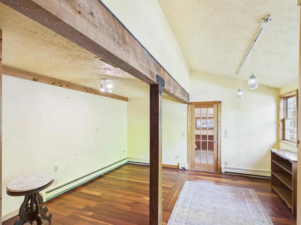 10953 E Pobuda Road Leelanau Township MI 49682