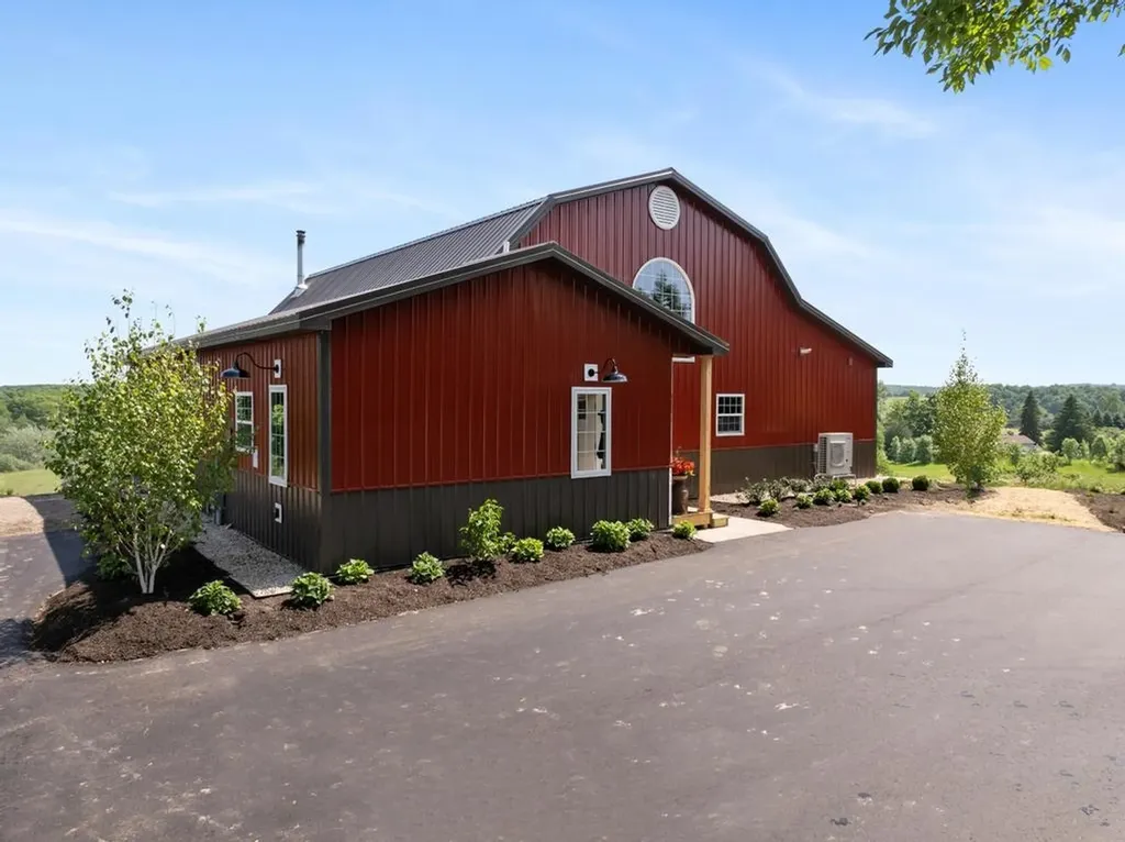 9235 Bailey Road South Arm Township MI 49727
