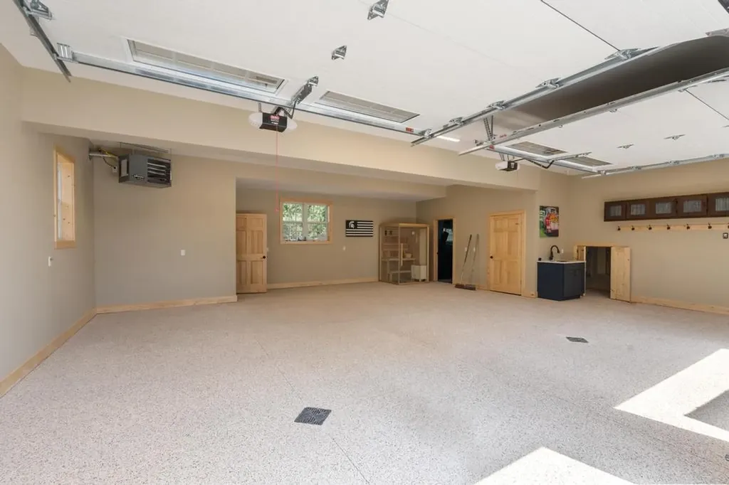 9235 Bailey Road South Arm Township MI 49727