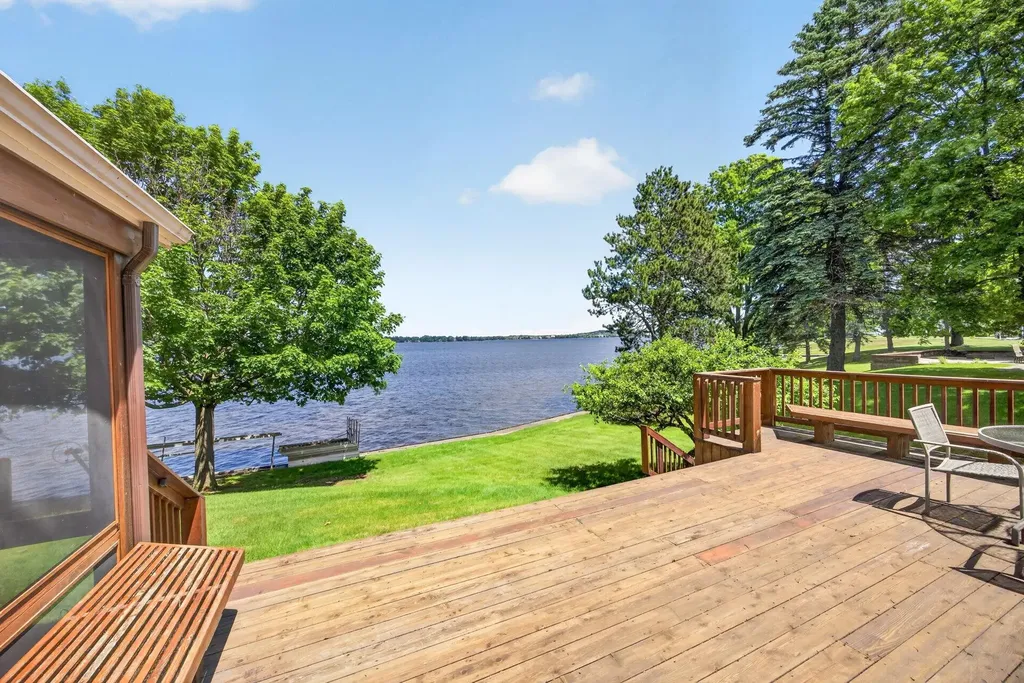 1020 Sunnyside Drive Cadillac City MI 49601