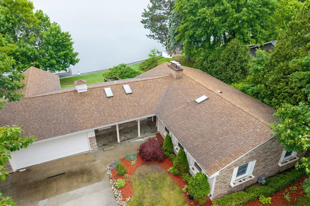 1020 Sunnyside Drive Cadillac City MI 49601