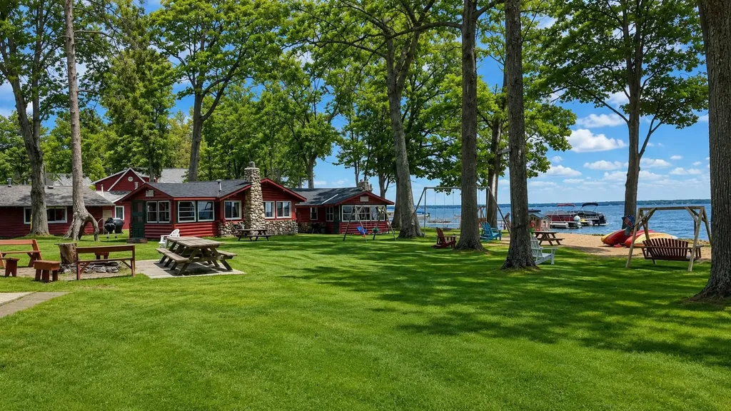 127 & 128 Oneida Drive Markey Township MI 48629
