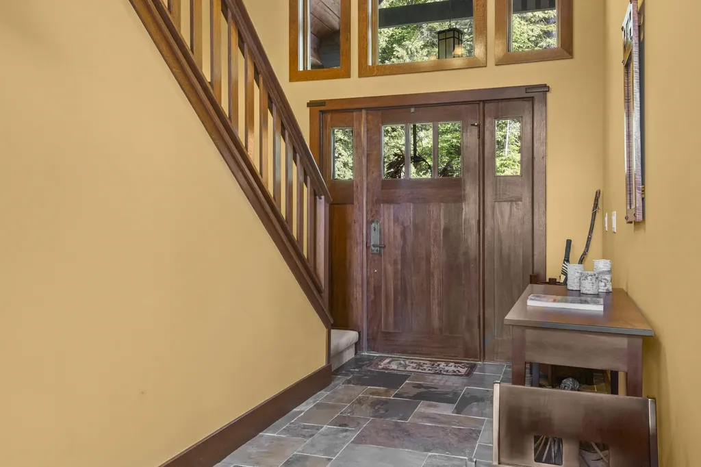 10242 E Elk Lake Drive Milton Township MI 49676