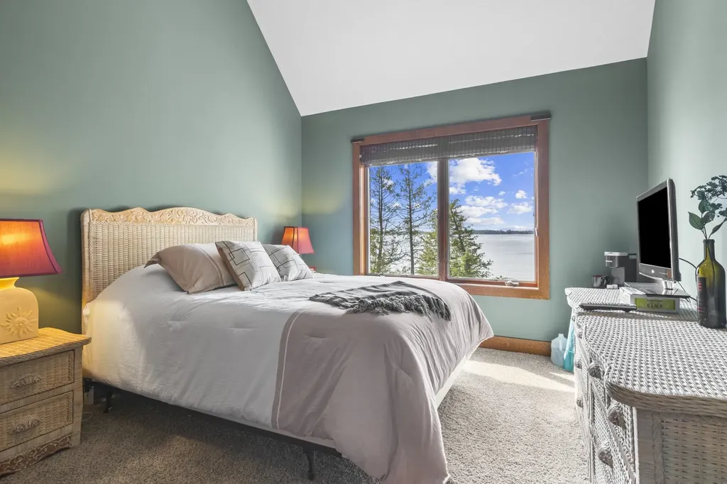 10242 E Elk Lake Drive Milton Township MI 49676