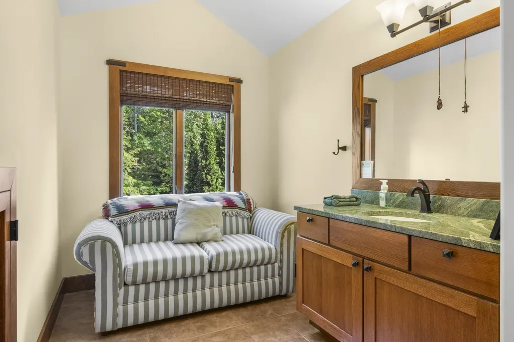 10242 E Elk Lake Drive Milton Township MI 49676