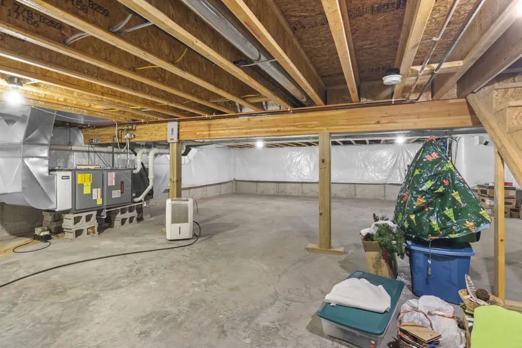 10242 E Elk Lake Drive Milton Township MI 49676