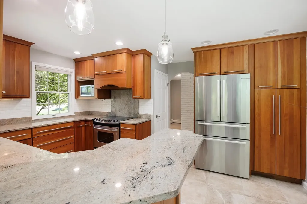 6918 Logan Lane Peninsula Township MI 49686