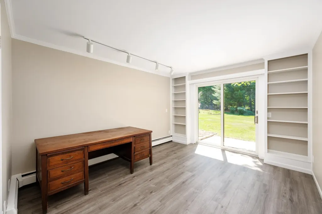 6918 Logan Lane Peninsula Township MI 49686