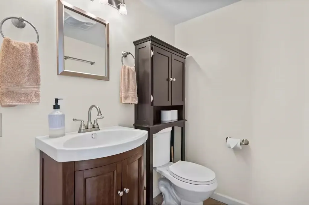 553 S Lake Shore Drive Leland Township MI 49653