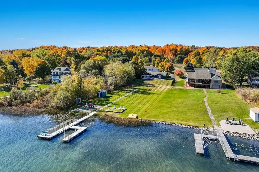 553 S Lake Shore Drive Leland Township MI 49653