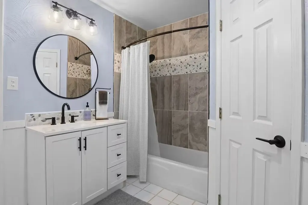 553 S Lake Shore Drive Leland Township MI 49653