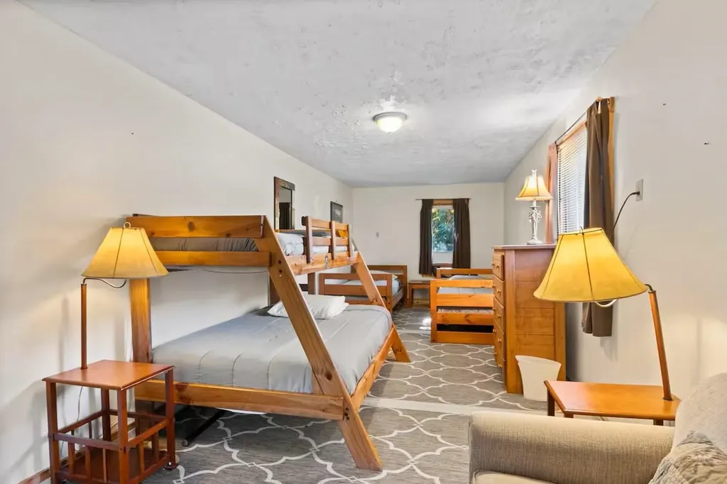 553 S Lake Shore Drive Leland Township MI 49653