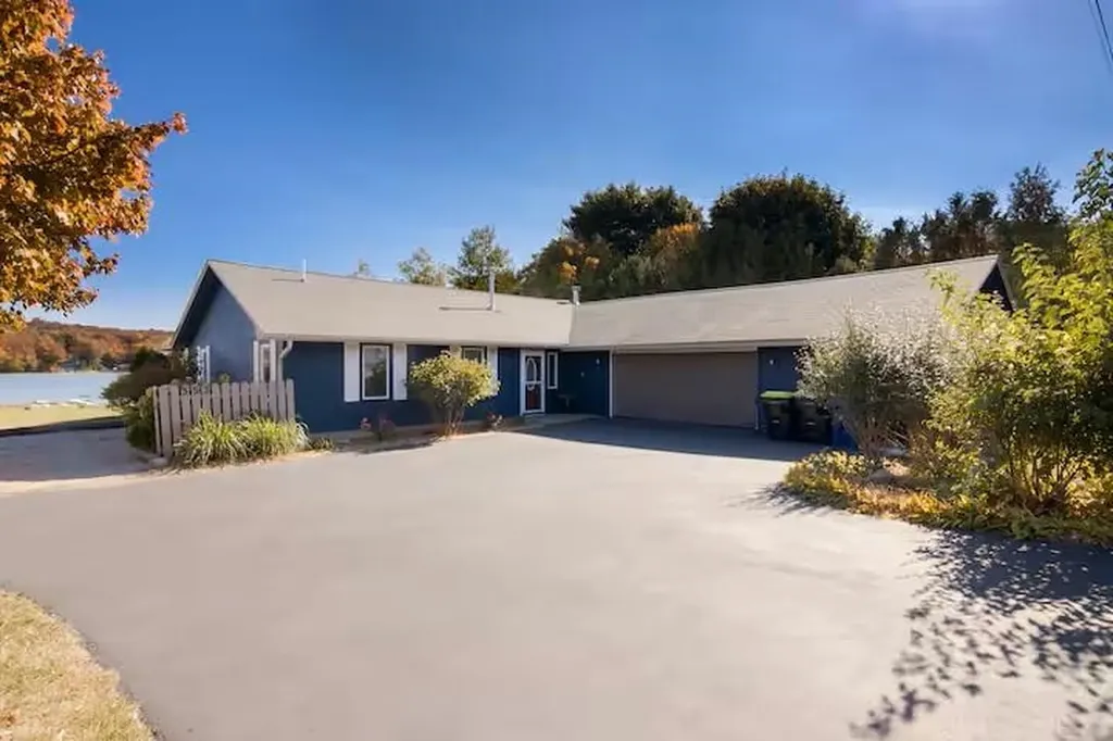 553 S Lake Shore Drive Leland Township MI 49653