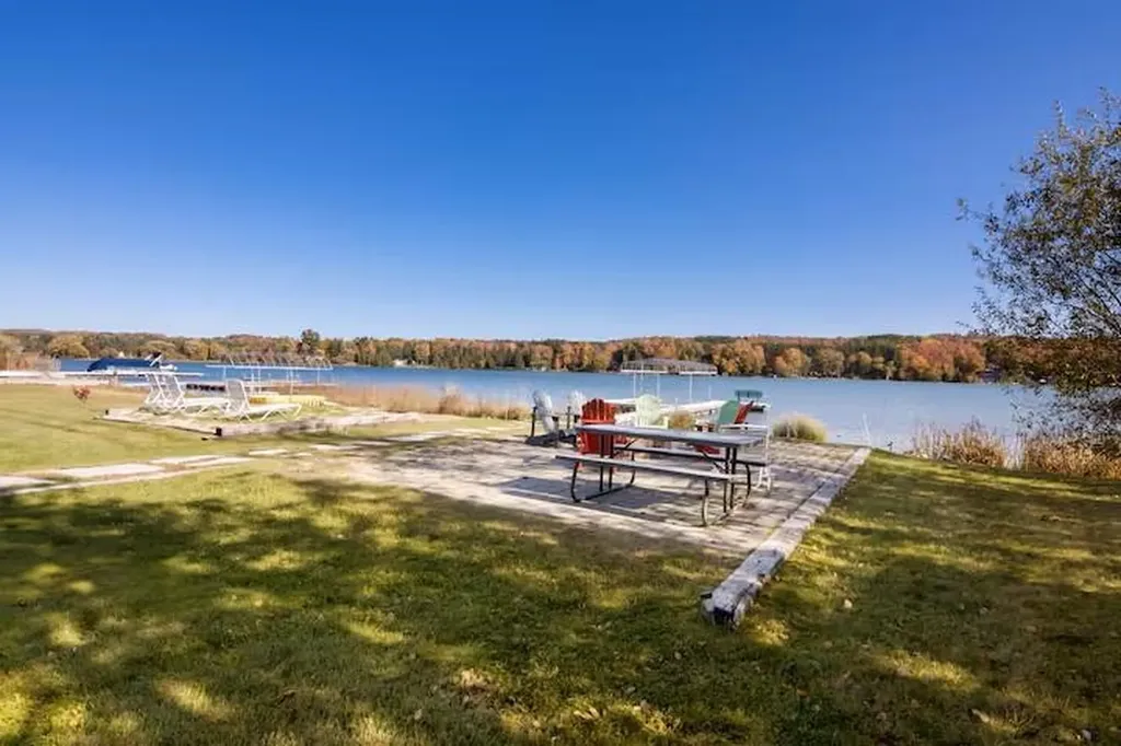 553 S Lake Shore Drive Leland Township MI 49653