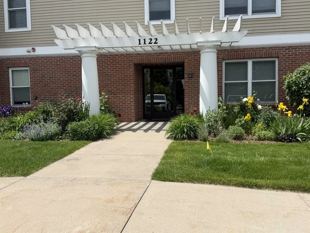 1122 Lake Ridge Drive Traverse City City MI 49684