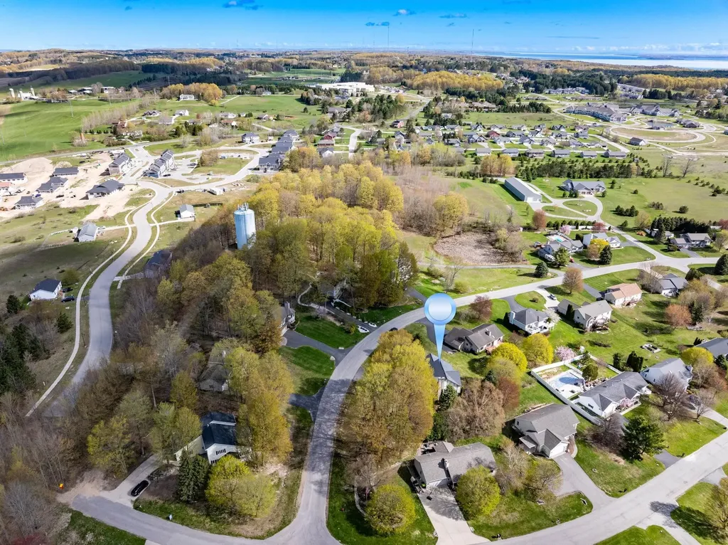 5270 N Liberty Garfield Charter Township MI 49685