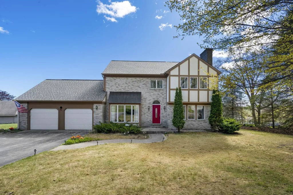 5270 N Liberty Garfield Charter Township MI 49685