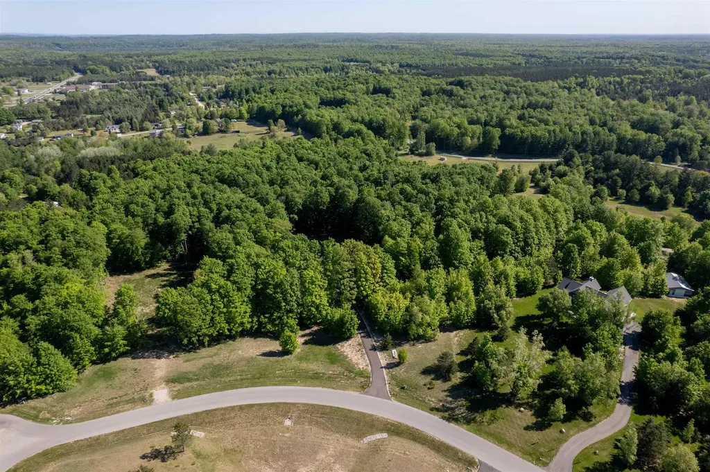 2609 Big Sky Road Paradise Township MI 49649
