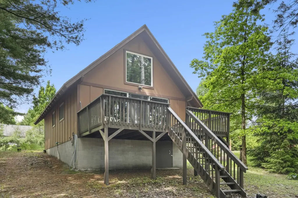 6255 Dyer Road Boardman Township MI 49680