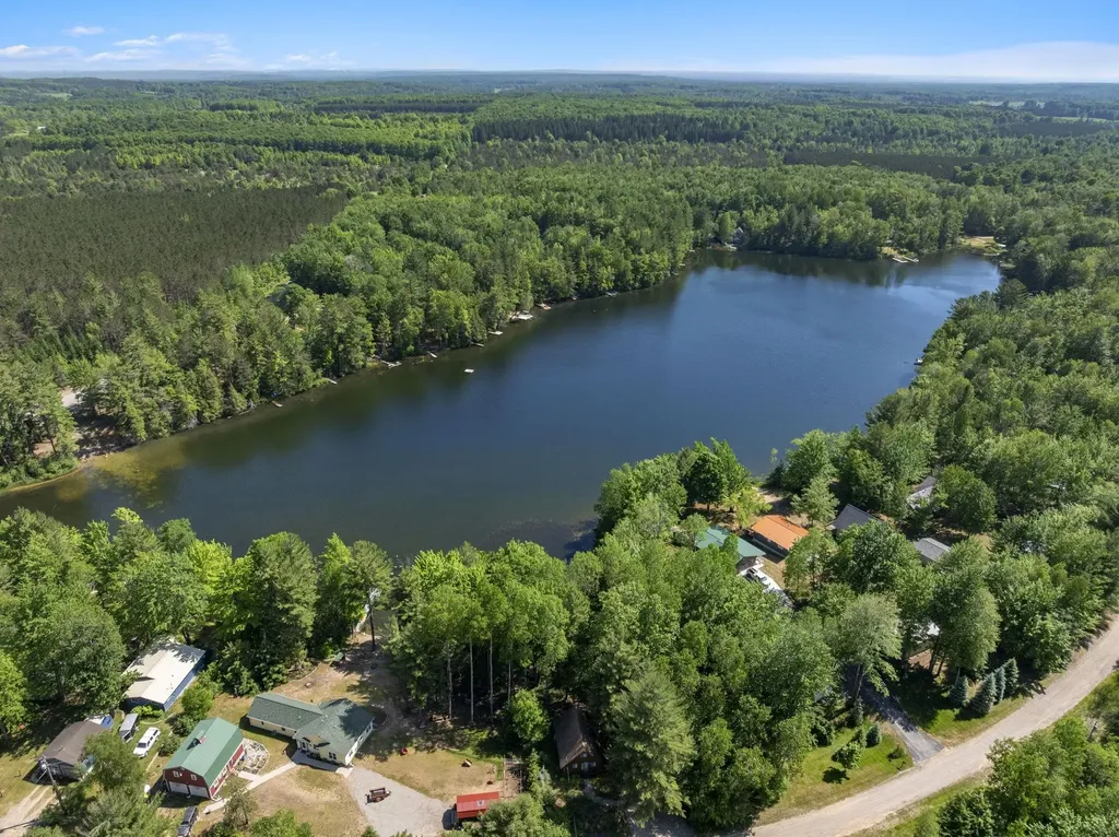 6255 Dyer Road Boardman Township MI 49680