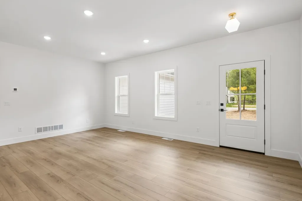 1849 Cascade Trail Long Lake Township MI 49685