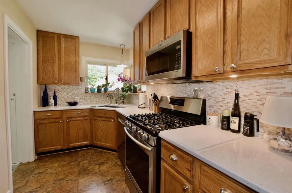2606 Edgemont Unknown City MI 48183