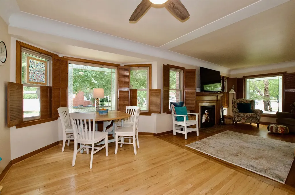 2606 Edgemont Unknown City MI 48183