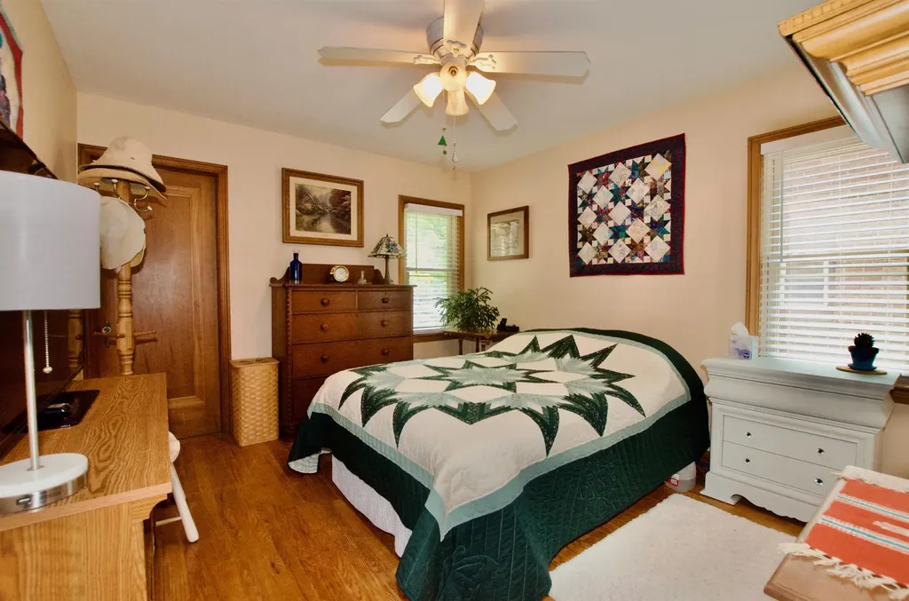 2606 Edgemont Unknown City MI 48183