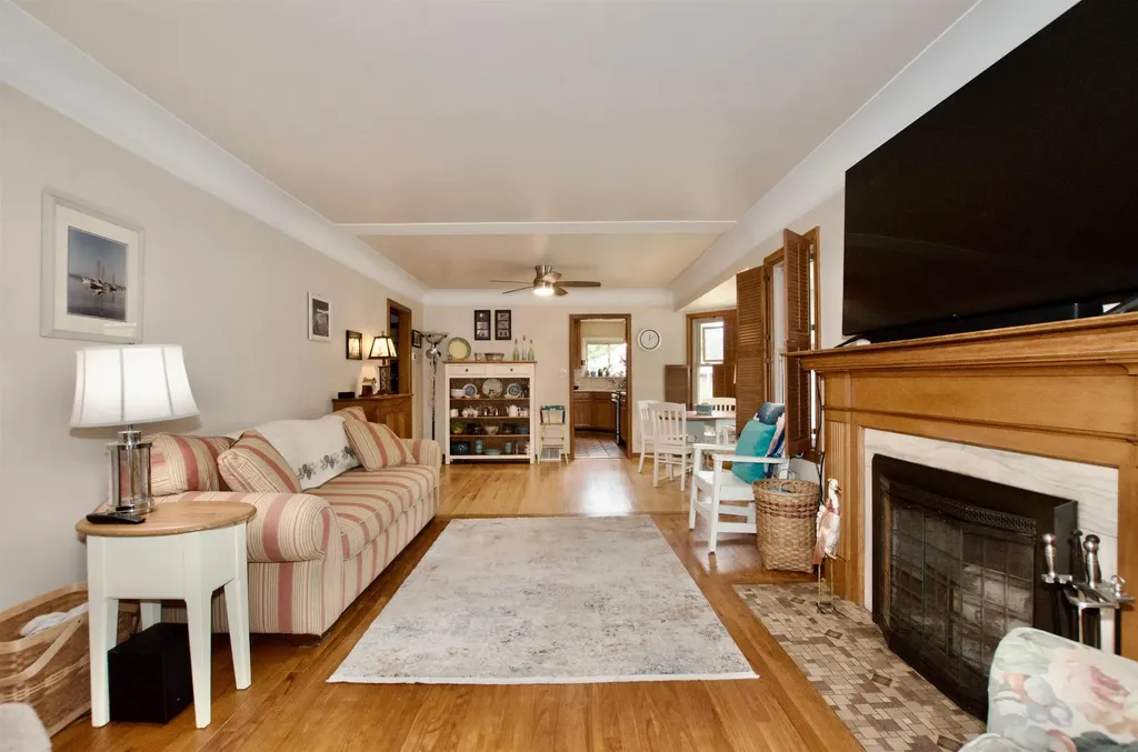 2606 Edgemont Unknown City MI 48183