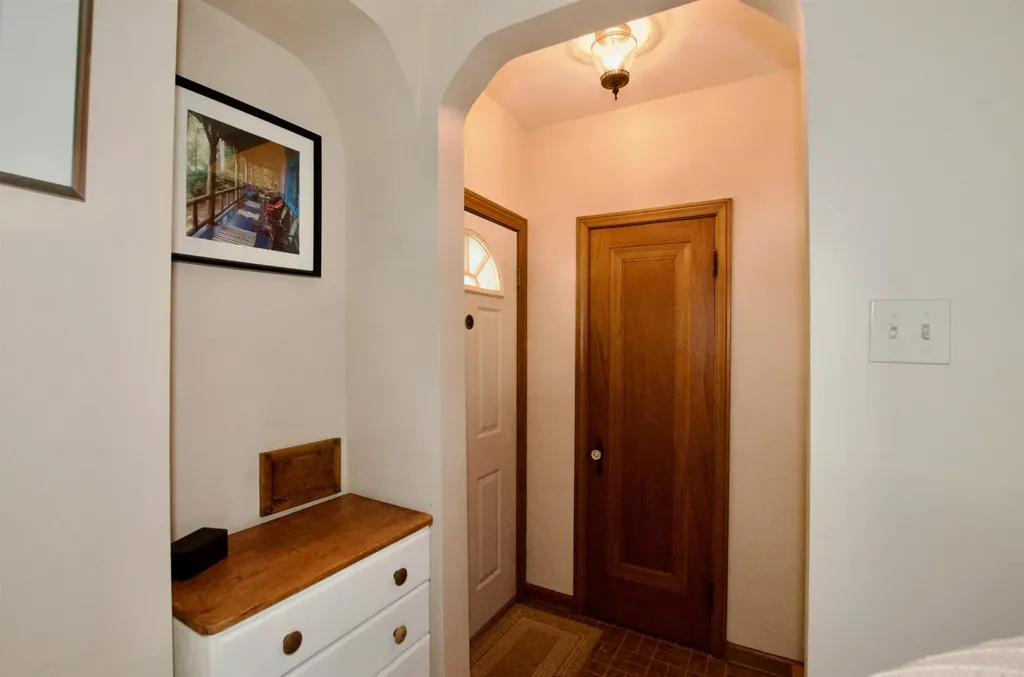 2606 Edgemont Unknown City MI 48183