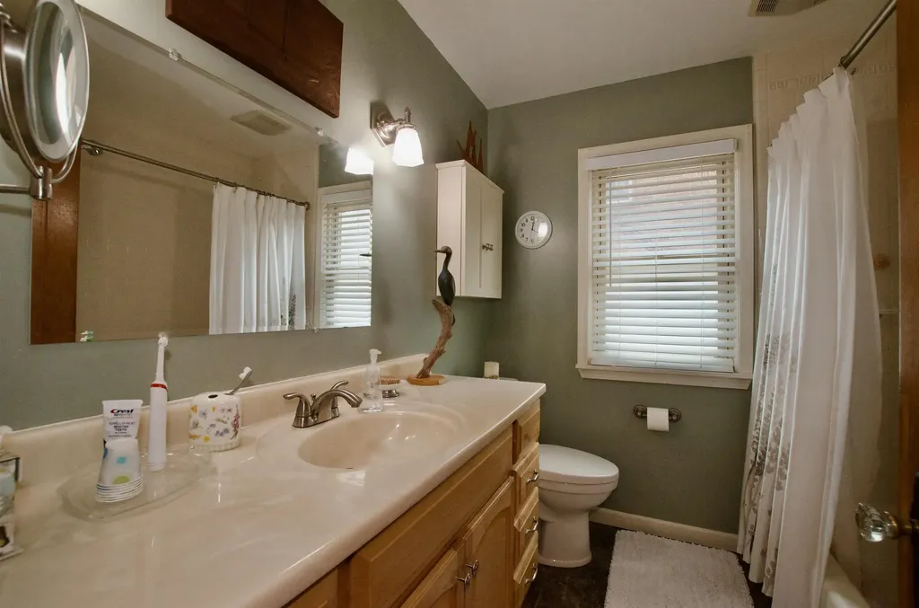 2606 Edgemont Unknown City MI 48183